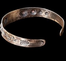 Fred Harvey Era Sterling Horse Corn Arrows Vintage Cuff Bracelet - Additional view 3