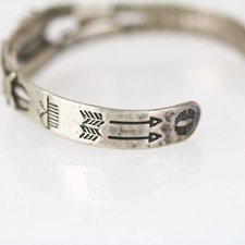 Vintage Fred Harvey Navajo Sterling Silver Turquoise Dog or Horse Bracelet - Additional view 2