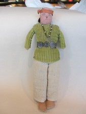 GREAT EXAMPLE OF A FRED HARVEY ERA INDIAN MADE NAVAJO DOLL