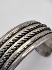 VINTAGE FRED HARVEY NATIVE AMERICAN STERLING SILVER BRACELET - Additional view 1