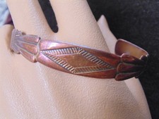 Fred Harvey Era Vtg Solid Copper Navajo Design Stamped Cuff Bracelet Red Patina - Additional view 4