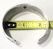 Vincent Platero? Fred Harvey? Navajo Heavy Sterling Silver Bracelet Repousse - Additional view 10