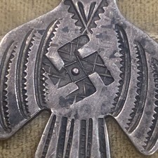 VINTAGE FRED HARVEY 1930'S NAVAJO THUNDERBIRD/WHIRLING LOGS SYMBOL SLVER PIN - Additional view 1