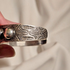 FRED HARVEY ERA 1940s-50s 7-DOME STAMPED CUFF BRACELET; RARE - Additional view 5