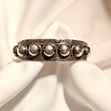 FRED HARVEY ERA 1940s-50s 7-DOME STAMPED CUFF BRACELET; RARE