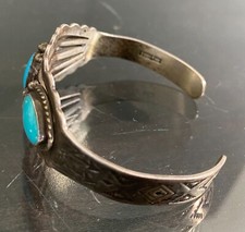 Vintage Fred Harvey Era Navajo 3-Stone Turquoise Sterling Silver Cuff Bracelet - Additional view 11