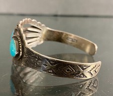 Vintage Fred Harvey Era Navajo 3-Stone Turquoise Sterling Silver Cuff Bracelet - Additional view 12