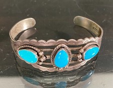 Vintage Fred Harvey Era Navajo 3-Stone Turquoise Sterling Silver Cuff Bracelet - Additional view 15