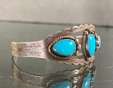 Vintage Fred Harvey Era Navajo 3-Stone Turquoise Sterling Silver Cuff Bracelet - Additional view 3