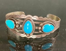 Vintage Fred Harvey Era Navajo 3-Stone Turquoise Sterling Silver Cuff Bracelet - Additional view 4