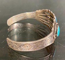 Vintage Fred Harvey Era Navajo 3-Stone Turquoise Sterling Silver Cuff Bracelet - Additional view 8