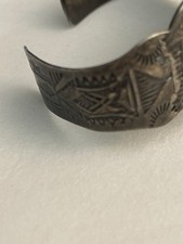 Native American Bracelet Sterling Fred Harvey Style Cuff 38.0 Grams Chipped - Additional view 2