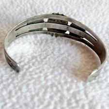 Vintage Fred Harvey Era Southwest Turquoise Silver Cuff Bracelet - Additional view 2