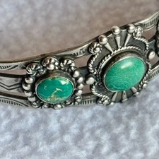 Vintage Fred Harvey Era Southwest Turquoise Silver Cuff Bracelet - Additional view 4