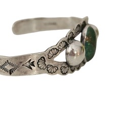 Vintage Fred Harvey Era Native American Navajo Green Turquoise Sterling Bracelet - Additional view 9