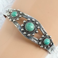 Vintage Fred Harvey Era Turquoise Thunderbird Cuff Bracelet Satellite Raindrops  - Additional view 12