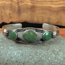 Fred Harvey Era Turquoise Arrow Navajo Stamped Sterling Silver Bracelet Cuff