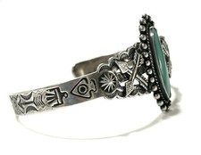 Vintage Fred Harvey Era Native American Turquoise Stamped Arrow Sterling Cuff - Additional view 1