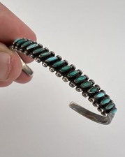 Vintage Fred Harvey Era Zuni Turquoise Sterling Silver 1 Row Cuff Bracelet - Additional view 7