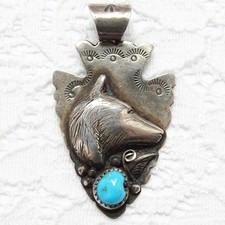 Fred Harvey Era Navajo Sterling Arrowhead Pendant Turquoise Wolf Head Signed W - Additional view 2