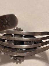 1900s Fred Harvey era Dome sterling cuff bracelet southwestern Native American - Additional view 4