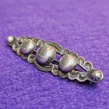 Vintage Fred Harvey Era Sterling Silver Brooch – Hand-Stamped Concho Design,... - Additional view 2