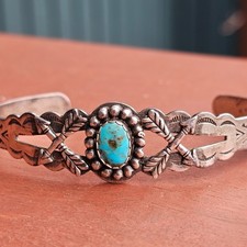 Vintage Fred Harvey Style Sterling Turquoise Arrow Stampwork Cuff Bracelet 14.6g