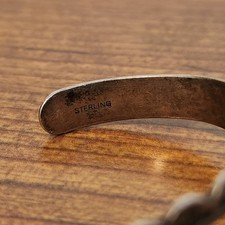 Fred Harvey Era Native American Sterling Silver Green Turquoise(?) Cuff Bracelet - Additional view 7