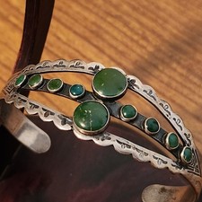 Fred Harvey Era Native American Sterling Silver Green Turquoise(?) Cuff Bracelet - Additional view 10