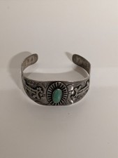 Vintage Sterling Silver Turquoise Fred Harvey Era Wolf Pattern Cuff Bracelet - Additional view 4