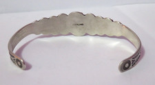 VINTAGE FRED HARVEY ERA NAVAJO STERLING SILVER STAMPED ANIMAL TURQUOISE BRACELET - Additional view 5