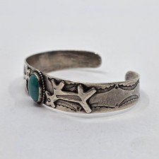 Early Fred Harvey Coin Silver Turquoise Navajo Cuff Bracelet Small SIze - Additional view 1