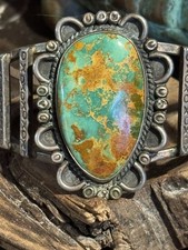 FABULOUS OLD 1930s ERA FRED HARVEY/NAVAJO TURQUOISE & STERLING SILVER XOXO CUFF! - Additional view 3