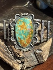 FABULOUS OLD 1930s ERA FRED HARVEY/NAVAJO TURQUOISE & STERLING SILVER XOXO CUFF!