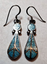Vtg MCM Fred Harvey Era Zuni Native Turquoise Inlay Teardrop Sterling Earrings - Additional view 1