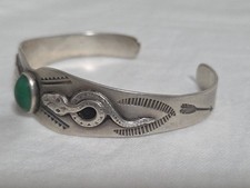 Vintage Navajo Fred Harvey Turquoise Snake Arrow Sterling Silver Cuff Bracelet  - Additional view 9