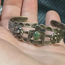 Vintage 1930’s Fred Harvey Era Green Turquoise Coin Silver T-Bird Cuff  Bracelet - Additional view 14