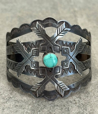 FRED HARVEY ERA Navajo CROSSED ARROWS Turquoise WIDE Sterling Bracelet 7.25 in
