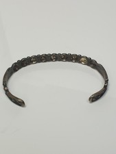 Antique Fred Harvey Era Blackened Tarnish Native Sterling Silver Cuff Bracelet - Additional view 2
