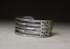 Vintage Fred Harvey Era Native American Sterling Silver Cuff Bracelet Size 7 - Additional view 8
