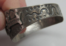 Old Fred Harvey Era Navajo Cuff Bracelet Sterling Silver Turquoise Horse Snake - Additional view 3