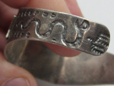 Old Fred Harvey Era Navajo Cuff Bracelet Sterling Silver Turquoise Horse Snake - Additional view 4
