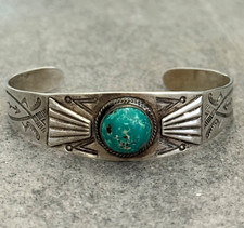 Vintage Fred Harvey Era Navajo Turquoise arrow Coin silver Bracelet 7 G2U