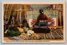 Postcard New Mexico Albuquerque Navajo Weavers Fred Harvey Indian Building O589