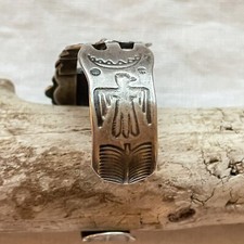 Vintage Fred Harvey Era Stamped Silver Turquoise Cuff Bracelet, 31.3 Grams - Additional view 2