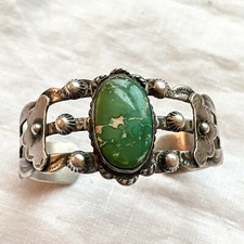 Vintage Fred Harvey Era Stamped Silver Turquoise Cuff Bracelet, 31.3 Grams - Additional view 4