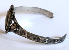 Vintage Fred Harvey Era Navajo Stamped Sterling Silver Cuff Bracelet W Abalone - Additional view 2