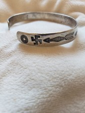Old Navajo Fred Harvey Era 925 Cuff Bracelet Whirling Log Other Etchings - Additional view 3