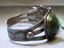 Fred Harvey Era NAVAJO Green TURQUOISE Stamped Coin Silver 40g Cuff Bracelet - Additional view 9
