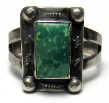Navajo Fred Harvey Era ARROW Sterling Silver SQUARE Green TURQUOISE Ring sz7.5 - Additional view 13